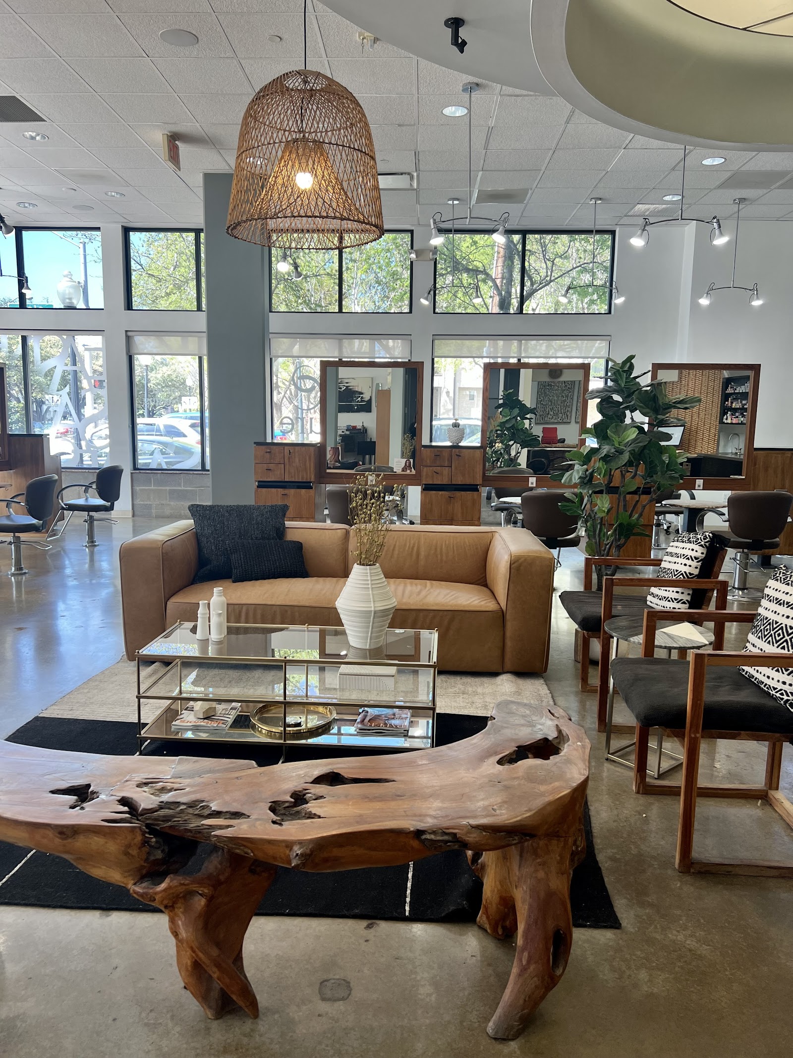 Lure Salon