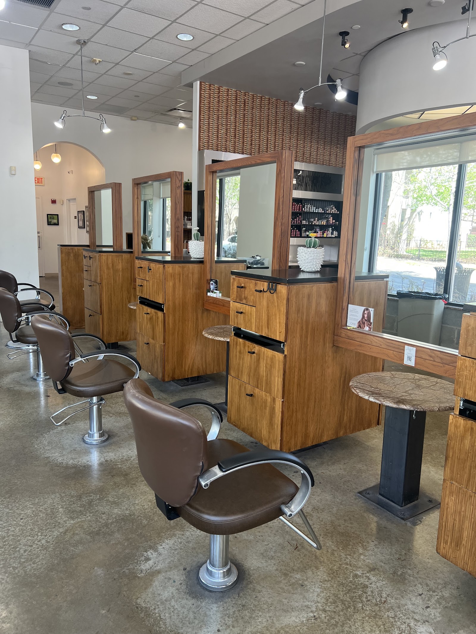 Lure Salon photo 2