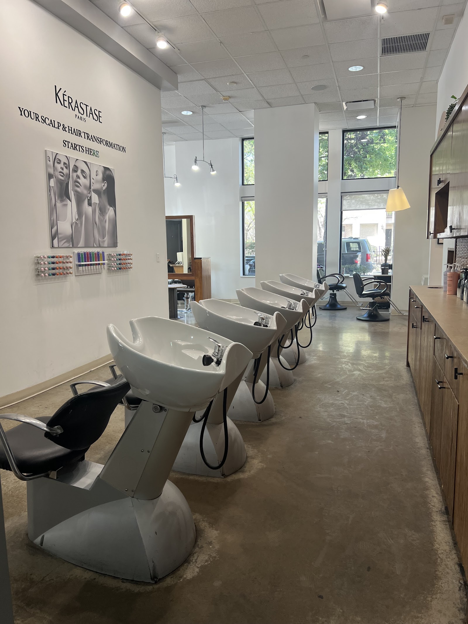 Lure Salon photo 3