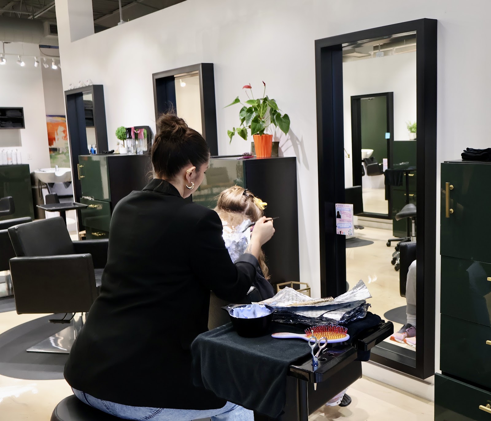 Republic Hair Co photo 3