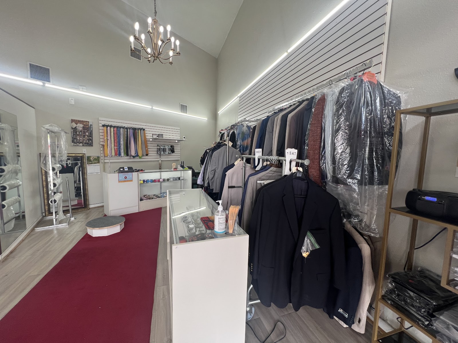 Red Carpet Tailor - Lakewood photo 2