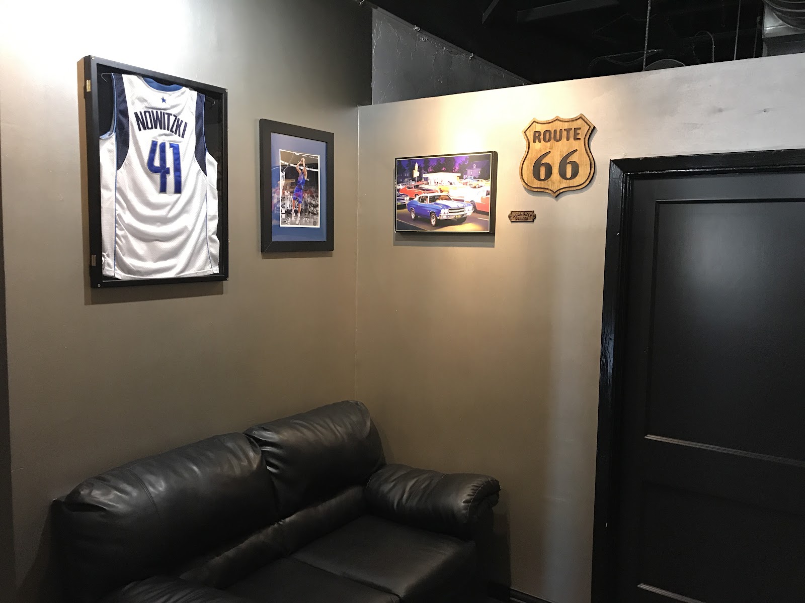 Lower Greenville Barbershop photo 3