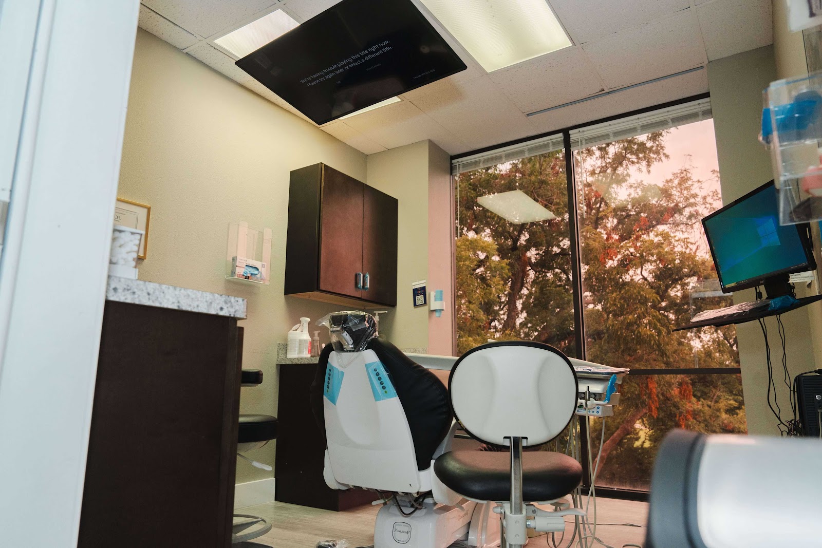 Royal Lane Dental Center - Best Dentist in Dallas | Clear Aligners and Veneers in Dallas photo 3