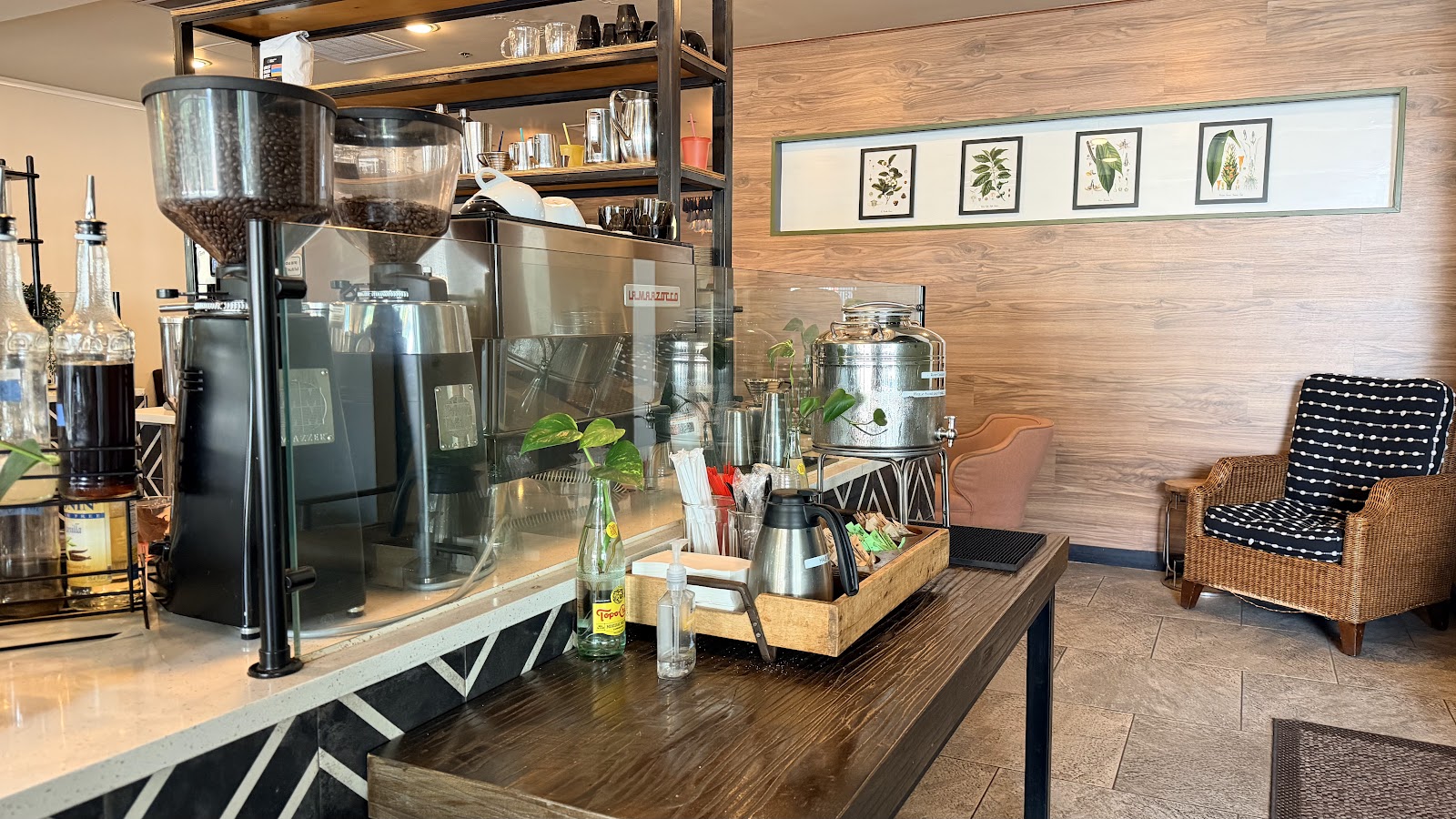 Sip Stir Coffee House photo 2