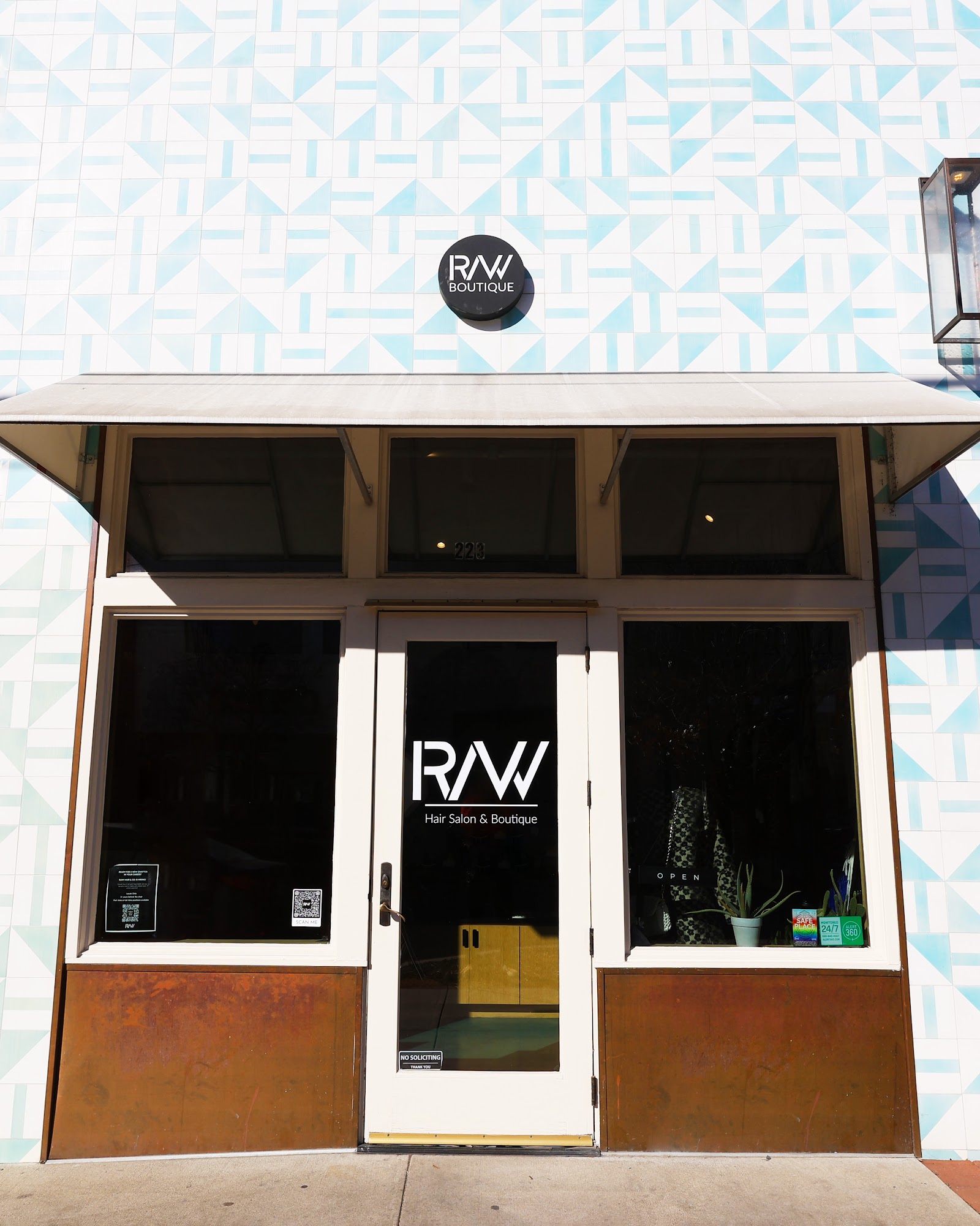 RAW Hair & Co. photo 3