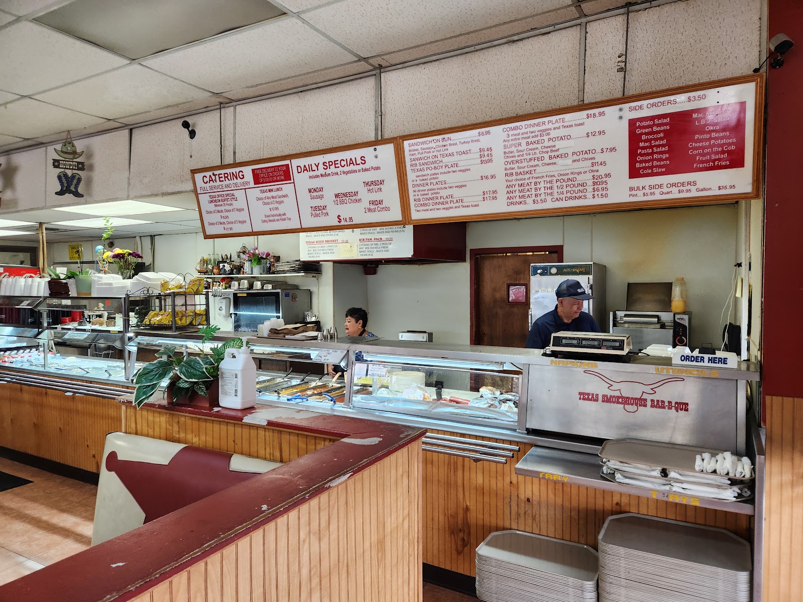 Texas Smokehouse Bar-B-Que photo 3