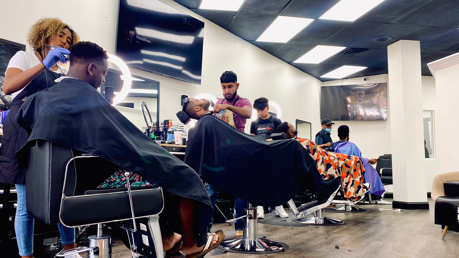 BLADE 21 BARBERSHOP + SALON