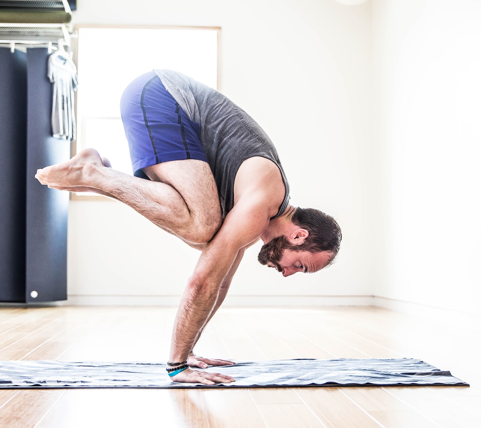 SECOND SIDE YOGA photo 2